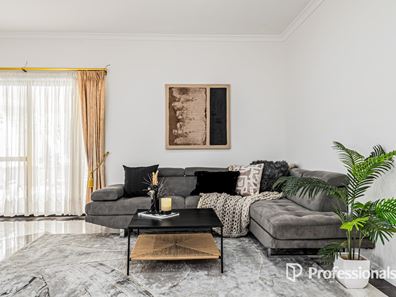 81A Central Road, Rossmoyne WA 6148