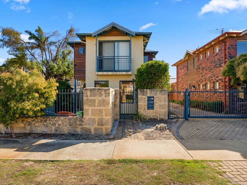 1/28 Harrison Street, Rockingham WA 6168