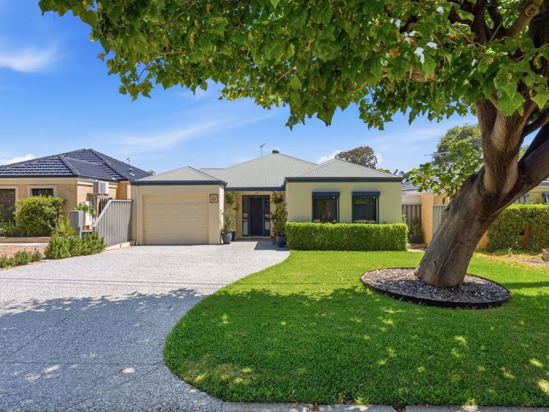 31 Clements Road, Booragoon WA 6154
