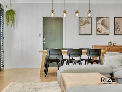 6 Paris Gardens, Hocking WA 6065