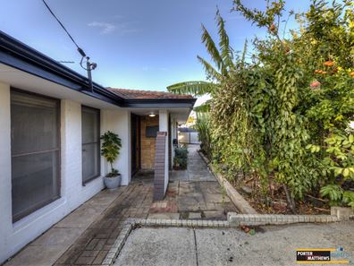 21 Aralia Way, Forrestfield WA 6058