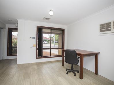 60 Lewis Jones Cross, Stratton WA 6056