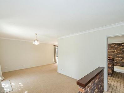 11 Transit Way, Mullaloo WA 6027