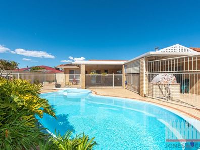 4 Auks Rise, Ballajura WA 6066