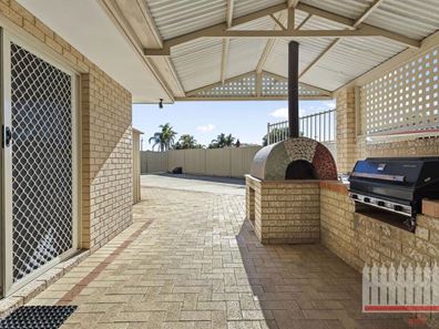 4 Auks Rise, Ballajura WA 6066