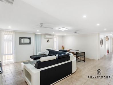 8 SOMERLY DRIVE, Clarkson WA 6030