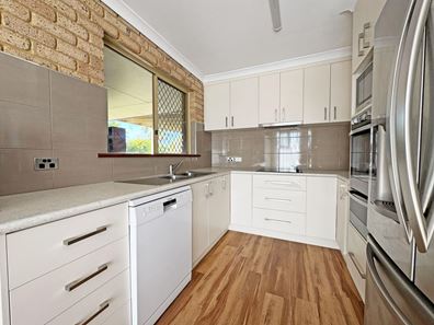 2 Kalari Place, Sinclair WA 6450