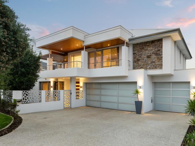 1 Curacao Lane, Hillarys WA 6025