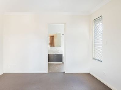 23 Zamia Loop, Wannanup WA 6210