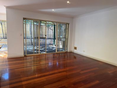 23A Macrae Road, Applecross WA 6153