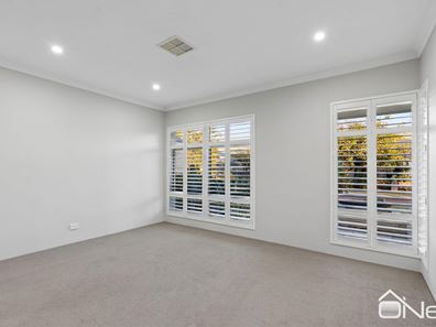 19 Lindt Crescent, Byford WA 6122