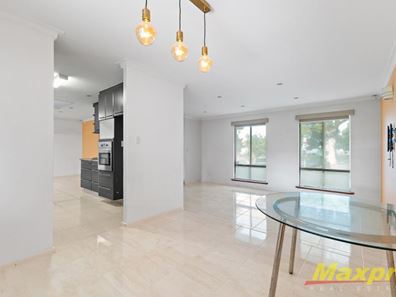 33 Keslake Way, Parkwood WA 6147