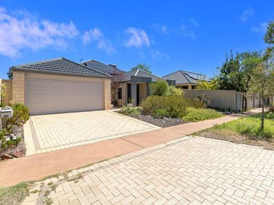 19 Streamside Street, Southern River WA 6110