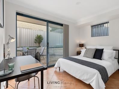 Room/4  13B Sleight Street, St James WA 6102