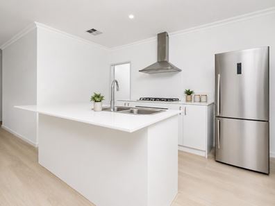 7 Serene Way, Yanchep WA 6035