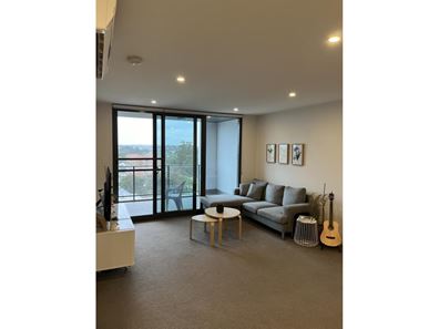 102/172 Railway Parade, West Leederville WA 6007