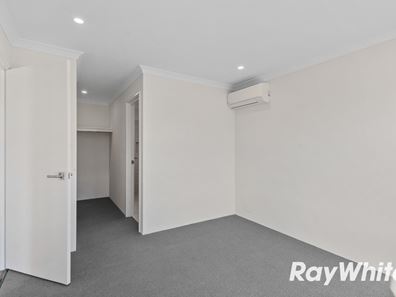 2/5 Glenayle Road, Golden Bay WA 6174