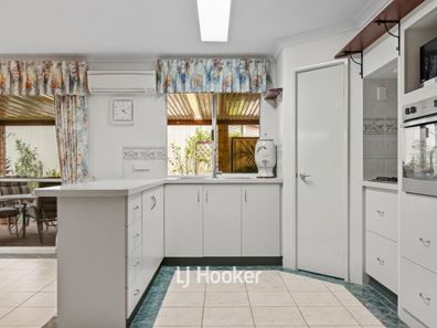 24A Butcherbird Court, Eaton WA 6232