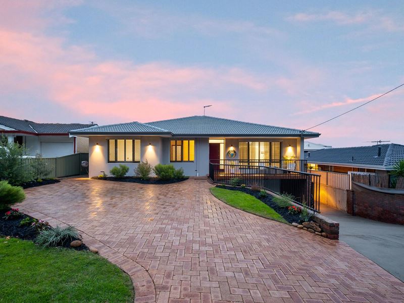 17 Aumerle Way, Spearwood WA 6163
