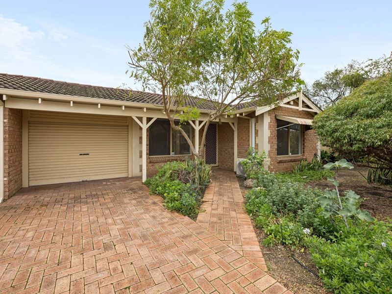 1B Style Court, Bibra Lake