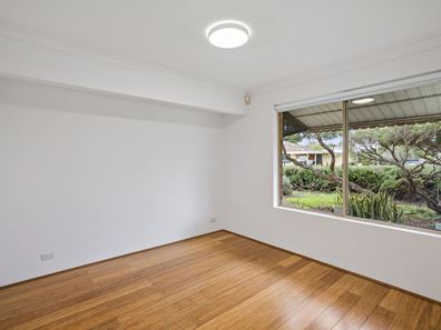 1B Style Court, Bibra Lake WA 6163