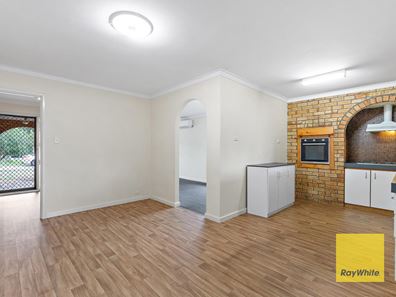8 Saffron Court, Kelmscott WA 6111