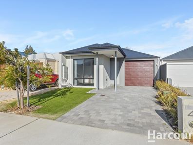 4 Paluma Grove, Yanchep WA 6035