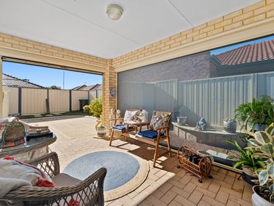 20 Spindrift Blvd, Rockingham WA 6168