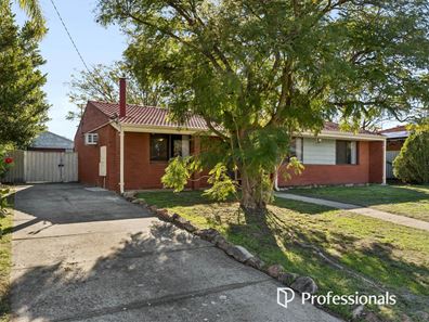 23 Mallow Way, Forrestfield WA 6058
