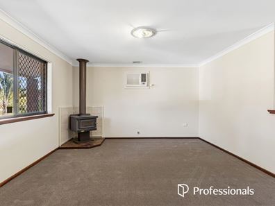 23 Mallow Way, Forrestfield WA 6058