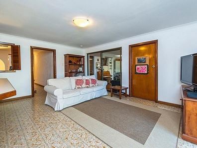 38 Collett Way, Leeming WA 6149
