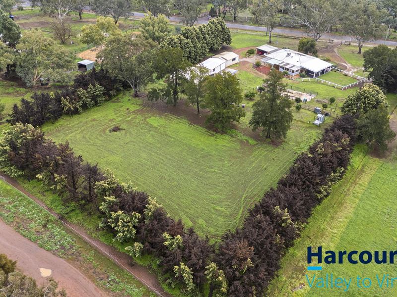 51 Gray Road, Bindoon WA 6502