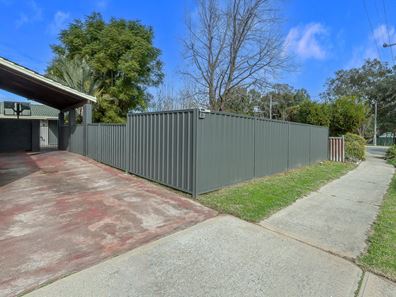 28B Brookside Avenue , Kelmscott WA 6111