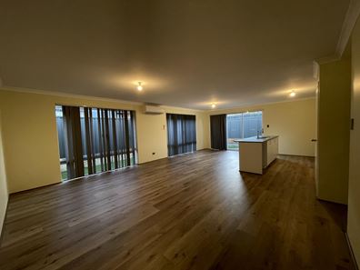 5 Levanto Way, Dayton WA 6055