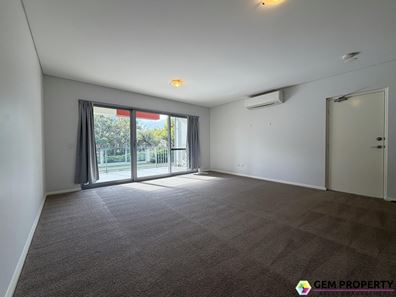 28/30 Lambeth Circle, Wellard WA 6170