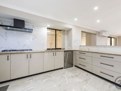 59 Northport Boulevard, Wannanup WA 6210