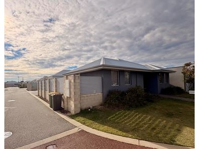 6 Moonlight Court, Huntingdale WA 6110