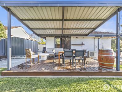 55 Rinaldo Crescent, Coolbellup WA 6163