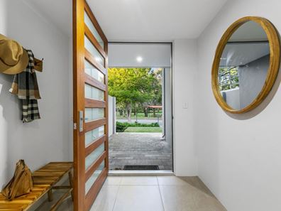 5 Northmore Street, Daglish WA 6008