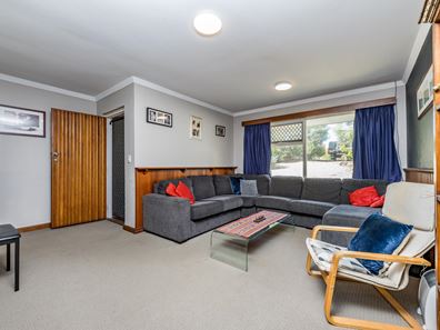 19 Draycott Street, Karrinyup WA 6018