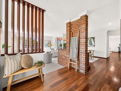 9 Cape Court, Sorrento WA 6020