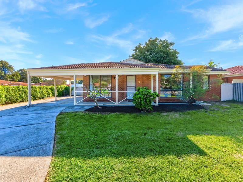 9 Excalibur Circle, Camillo WA 6111