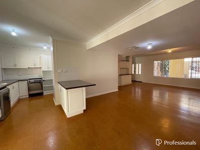 2B Bracklemann Drive, Boulder WA 6432