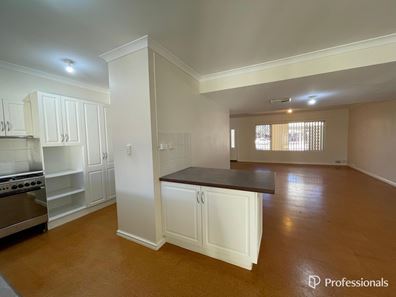2B Bracklemann Drive, Boulder WA 6432