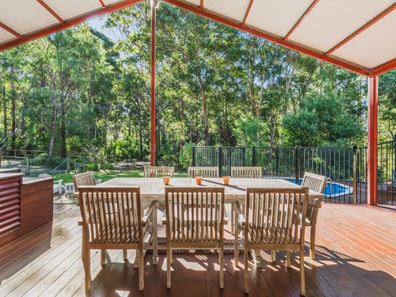 138 Plackett Drive, Pemberton WA 6260