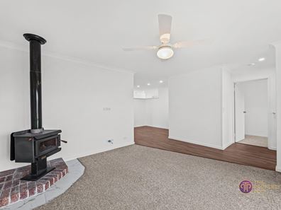 10 Bunda Place (House), Waikiki WA 6169