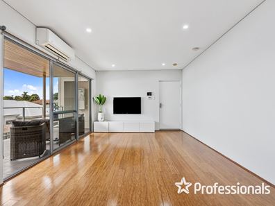 9/129 Tyler Street, Tuart Hill WA 6060
