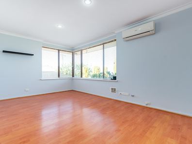 4 Oyster Court, Craigie WA 6025