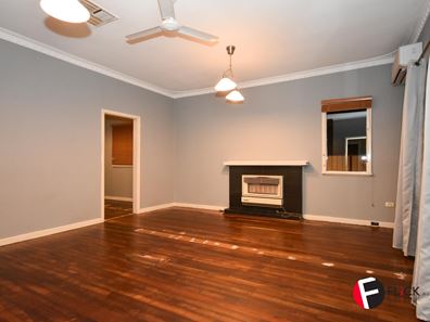 19 Salisbury Road, Midvale WA 6056