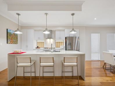 14 Harlequin Pass, Southern River WA 6110